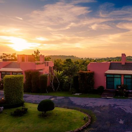 Phukumhom Khao Yai Hotell Wangkata Exteriör bild