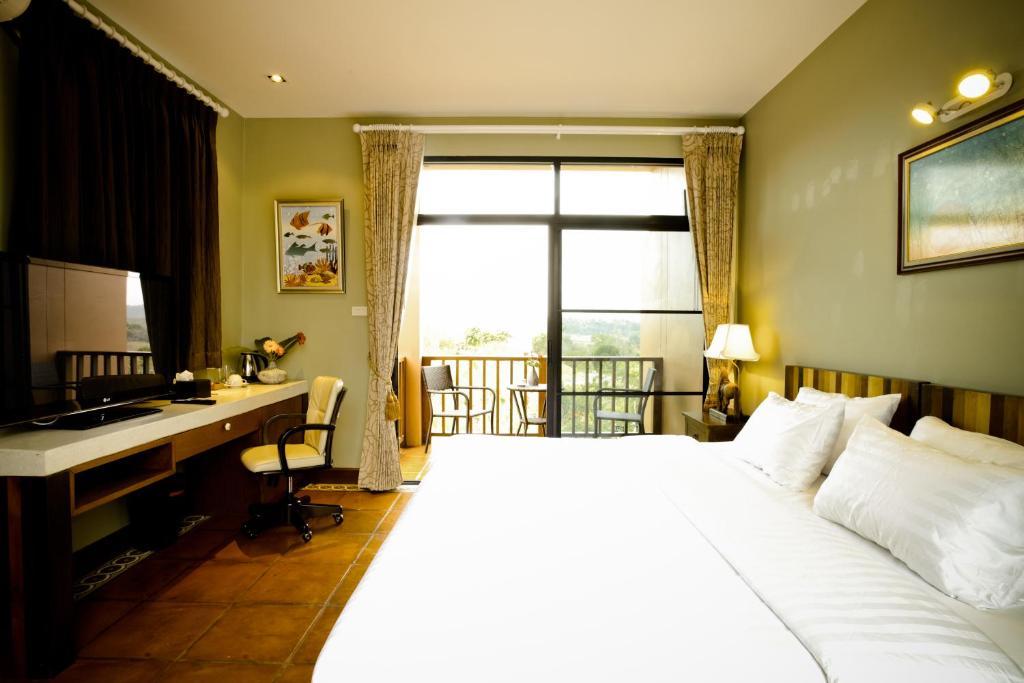 Phukumhom Khao Yai Hotell Wangkata Exteriör bild