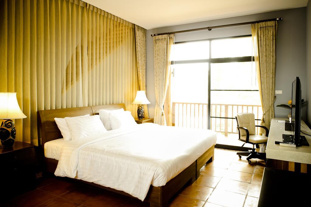 Phukumhom Khao Yai Hotell Wangkata Exteriör bild