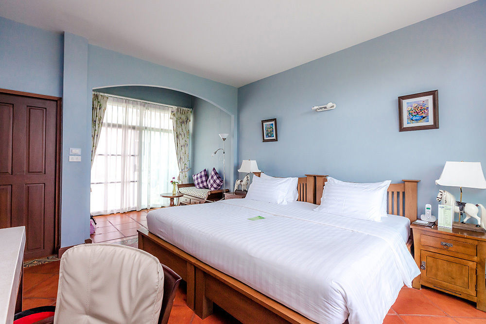 Phukumhom Khao Yai Hotell Wangkata Exteriör bild
