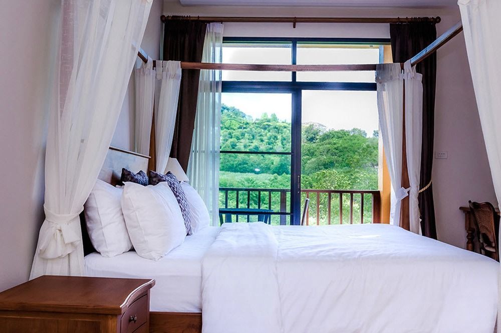 Phukumhom Khao Yai Hotell Wangkata Exteriör bild