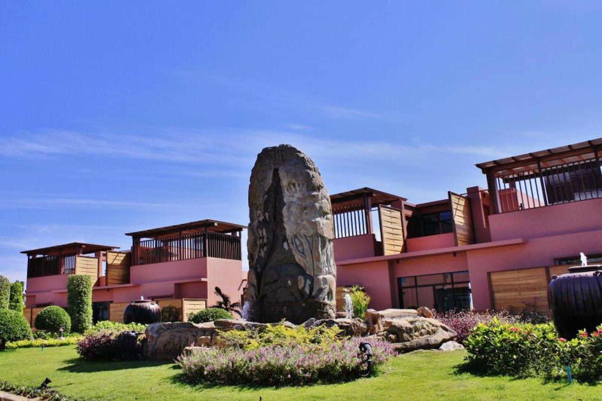 Phukumhom Khao Yai Hotell Wangkata Exteriör bild