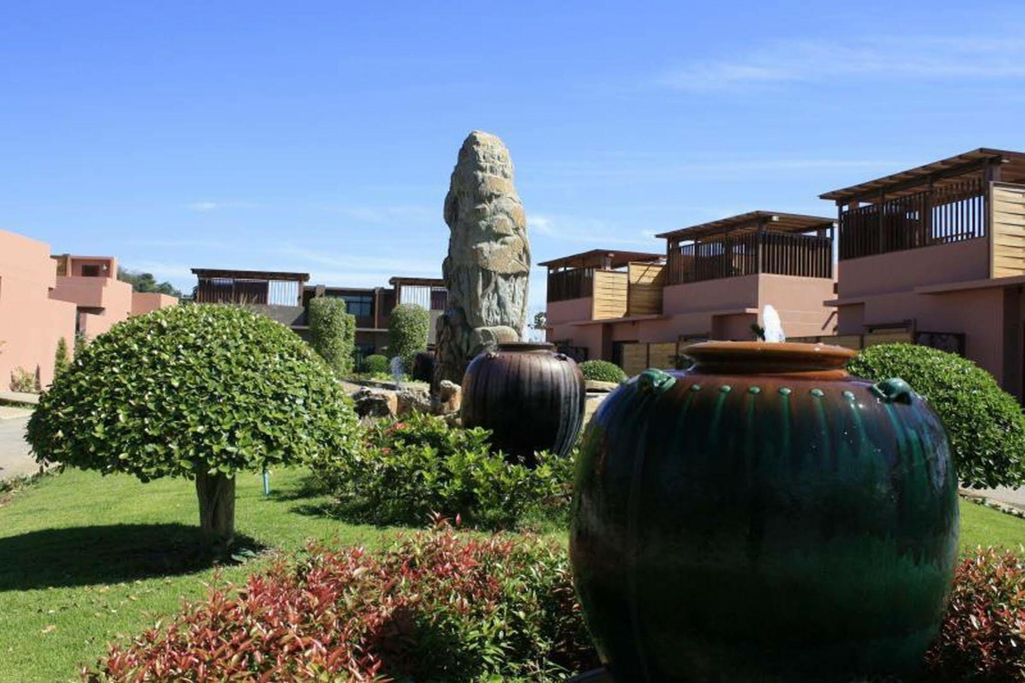Phukumhom Khao Yai Hotell Wangkata Exteriör bild