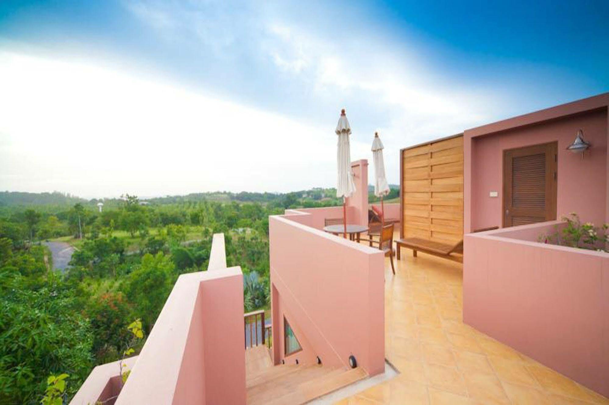 Phukumhom Khao Yai Hotell Wangkata Exteriör bild